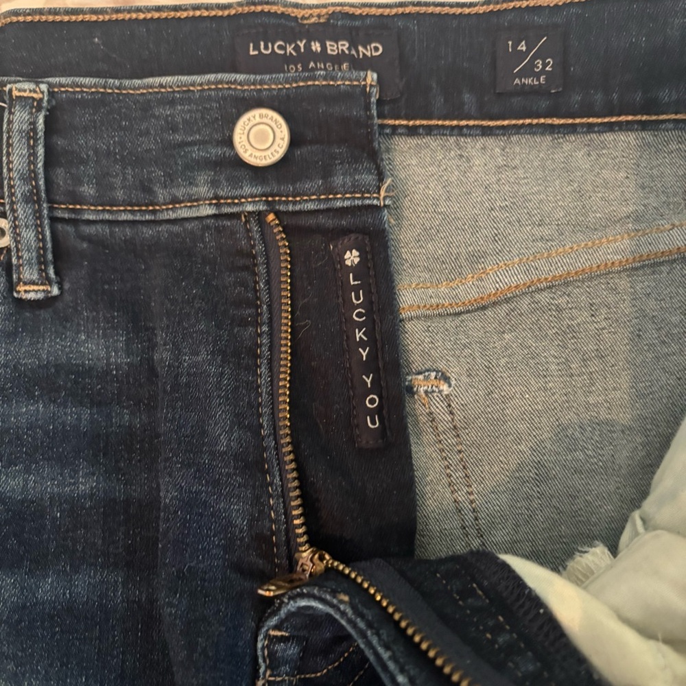 Lucky Brand Mid Rise Skinny Ava Jeans Raw Hem Size 14 - Picture 6 of 11